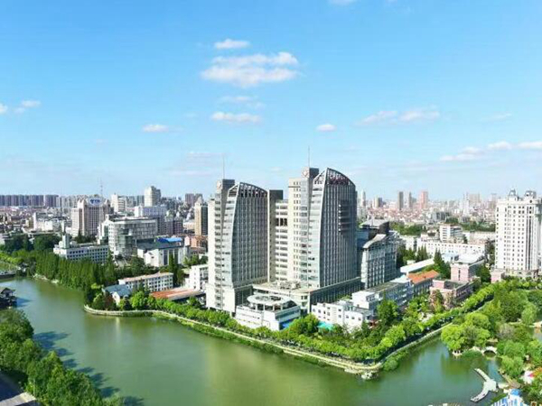 南通大學(xué)附屬醫(yī)院口腔科.jpg