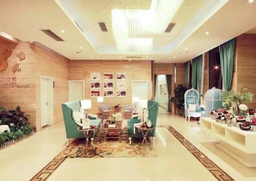 華顏醫(yī)療美容門診部3.jpg 華顏醫(yī)療美容門診部3.jpg